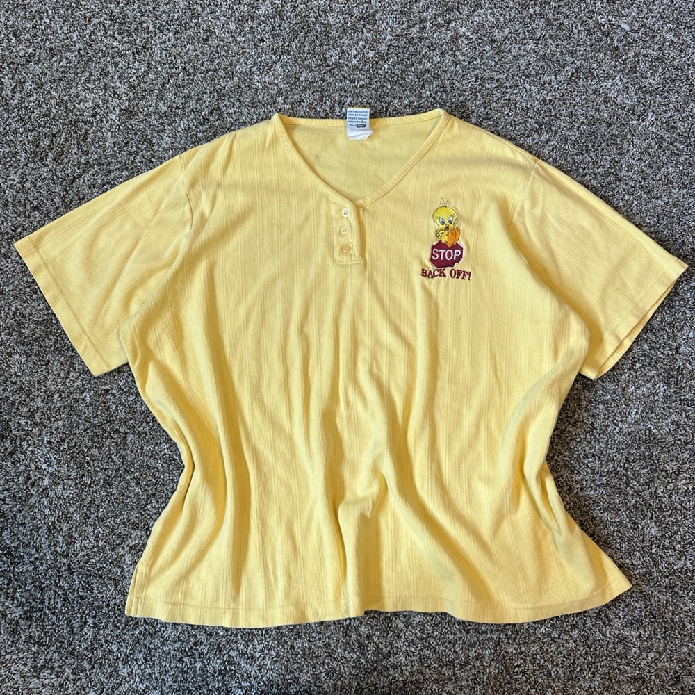 2001 Vintage Warner Bros. Looney Tunes Yellow Tee